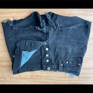 Levi Black jean shorts